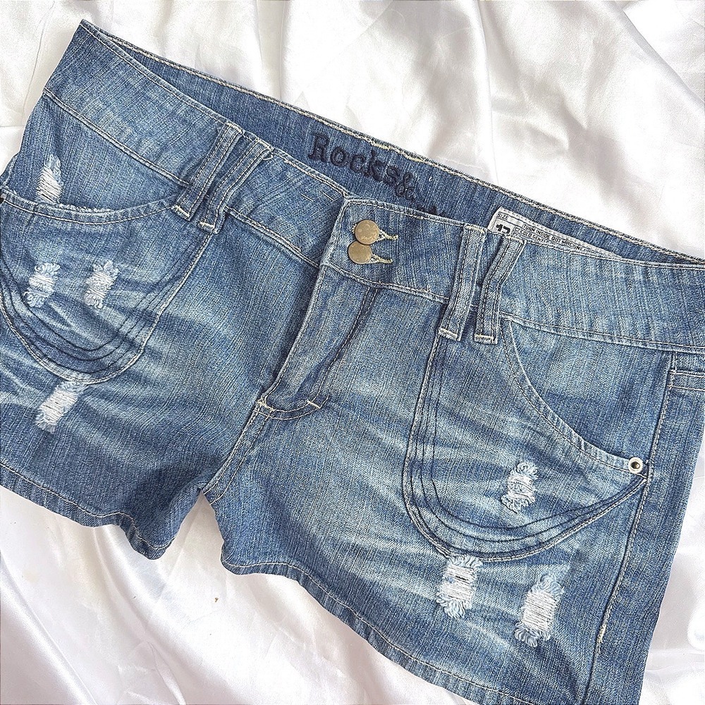 Rocks & Indigo Distressed Denim Shorts Medium Wash Low Rise Size 13 Distressed